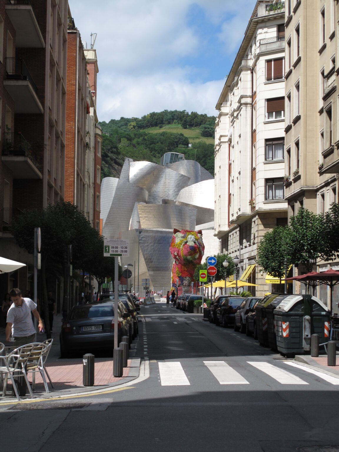 Smarthistory Frank Gehry Guggenheim Bilbao