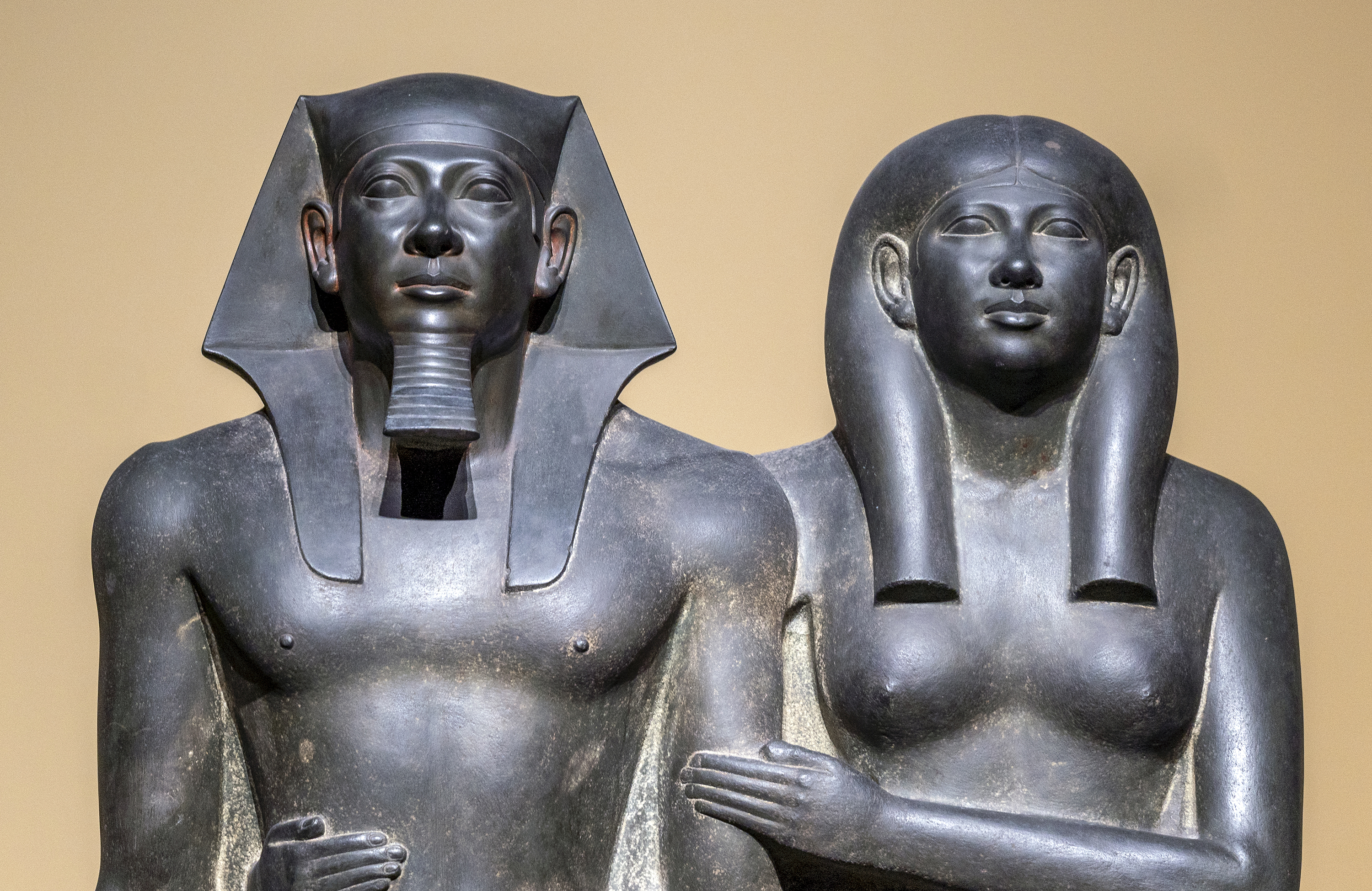 Smarthistory – King Menkaure (Mycerinus) and queen