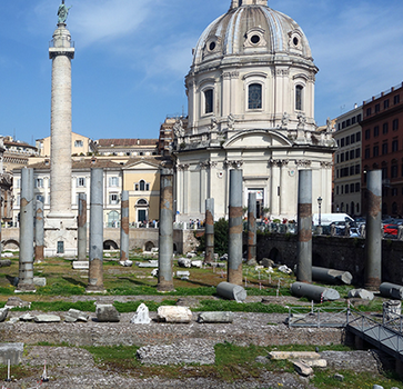 View of the Forum of Trajan, c. 112 C.E., the Column of Trajan can be seen behind the columns of the Basilica Ulpia