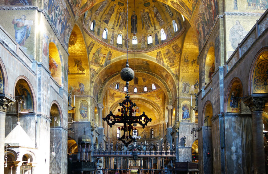 Interior view of nave looking towards apse, Basilica San Marco (Saint Mark's Basilica), Venice, begun 1063 (Middle Byzantine) (photo: Steven Zucker, CC BY-NC-SA 2.0)