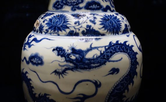 The David Vases, 1351 (Yuan dynasty), porcelain, cobalt and clear glaze, 63.6 x 20.7 cm each, Jingdezhen, Jiangxi province, China (British Museum)