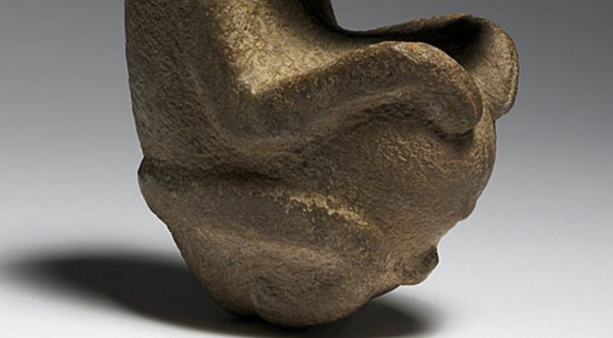 Ambum Stone (detail), c. 1500 B.C.E., greywacke,  Ambum Valley, Enga Province, Papua New Guinea (Australia National Gallery, Canberra) 