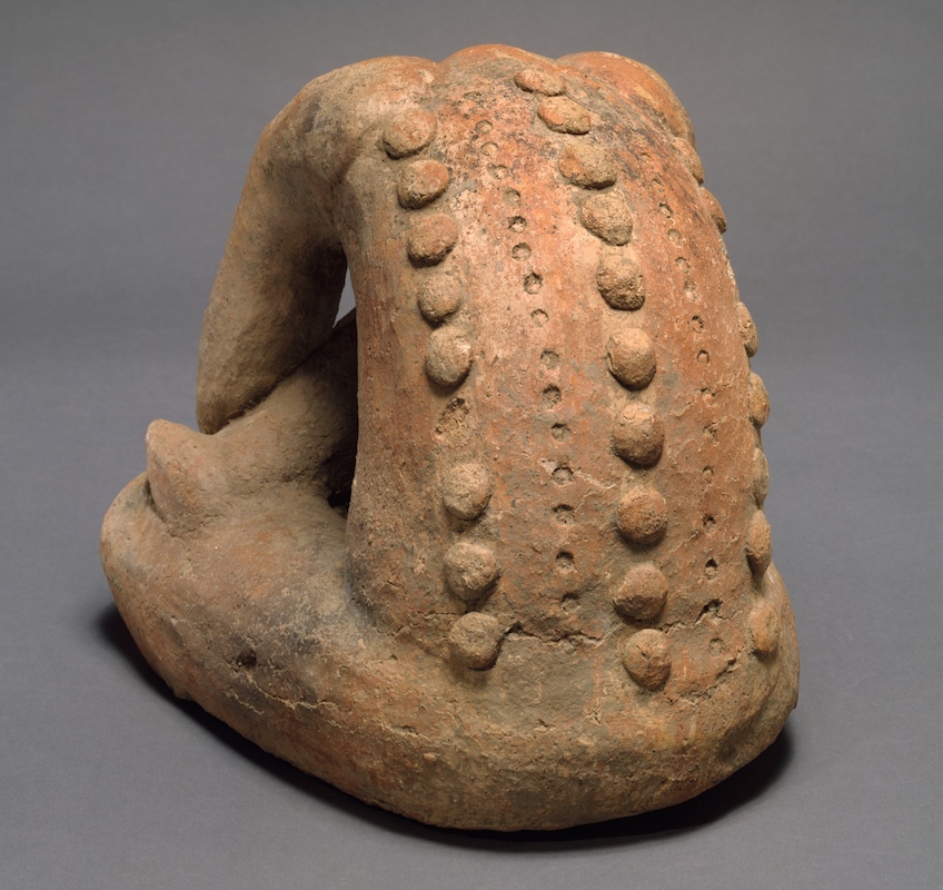 Face (detail), Seated Figure, terracotta, 13th century, Mali, Inland Niger Delta region, Djenné peoples, 25/4 x 29.9 cm (The Metropolitan Museum of Art)