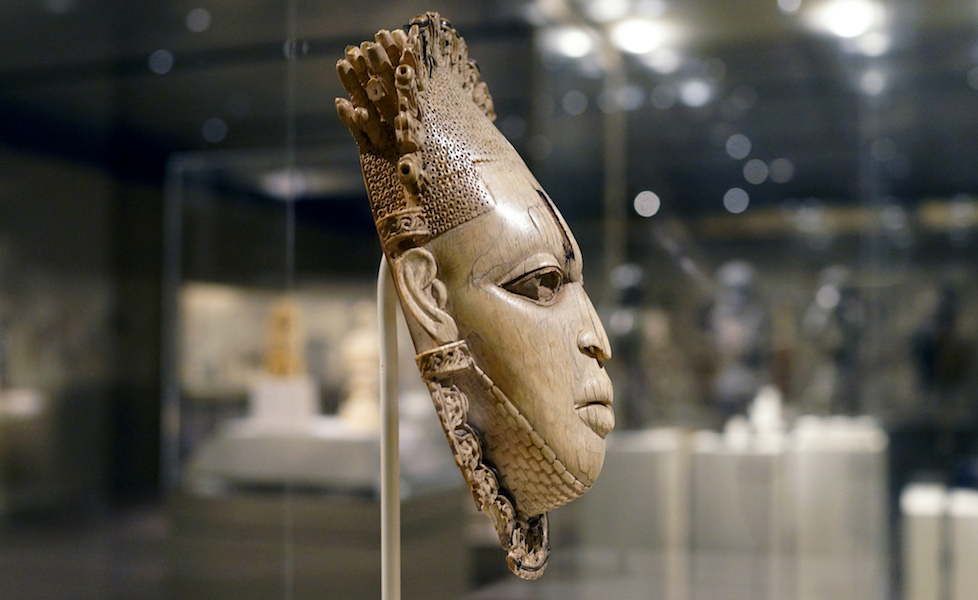 Queen Mother Pendant Mask (Iyoba), 16th century, Edo peoples, Court of Benin, Nigeria, ivory, iron, copper, 23.8 x 12.7 x 8.3 cm (The Metropolitan Museum of Art; photo: Steven Zucker, CC BY-NC-SA 2.0)