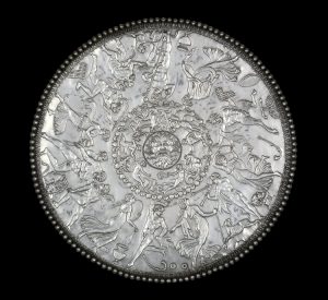 The Mildenhall Great Dish, 4th century C.E., silver, 60.5 cm diameter (The British Museum)
