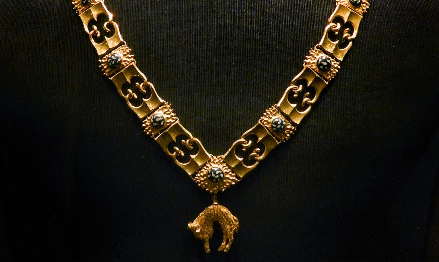 Necklace of the Order of the Golden Fleece, mid-15th century, gold and enamel, 39 cm long (Kunsthistorisches Museum Wien, Weltliche Schatzkammer)