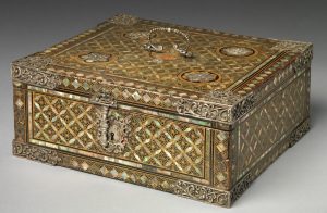 Storage Box in Nanban (Southern Barbarian) Style, 16th century, Storage Box in Nanban (Southern Barbarian) Style, 14 cm x 32.1 x 28.9 cm (The Metropolitan Museum of Art)