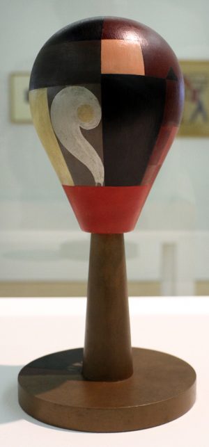 Sophie Taeuber-Arp, Tête Dada (Dada Head), 1920, wood and paint, 29.43 cm high (Centre Pompidou, Paris)