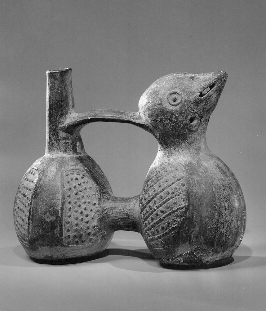 Chimú whistling jar, 1000–1476, Peru, mold-form clay, 16 x 9.5 cm (The Metropolitan Museum of Art)