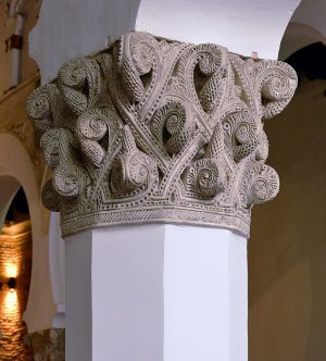 Detail of capital in Ibn Shoshan Synagogue (now Santa María la Blanca), first built 1180, Toledo, Spain (photo: Harvey Barrison, CC BY-SA 3.0)