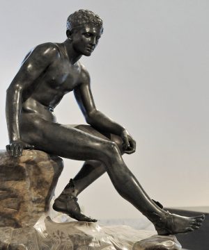 Seated Mercury (also known as Hermes at Rest), Roman bronze copy of an ancient Greek bronze, 105 cm (Museo Nazionale, Naples) (photo: Marie-Lan Nguyen, CC BY 2.5)