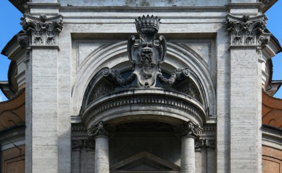 Bernini, Façade of Sant'Andrea al Quirinale, detail