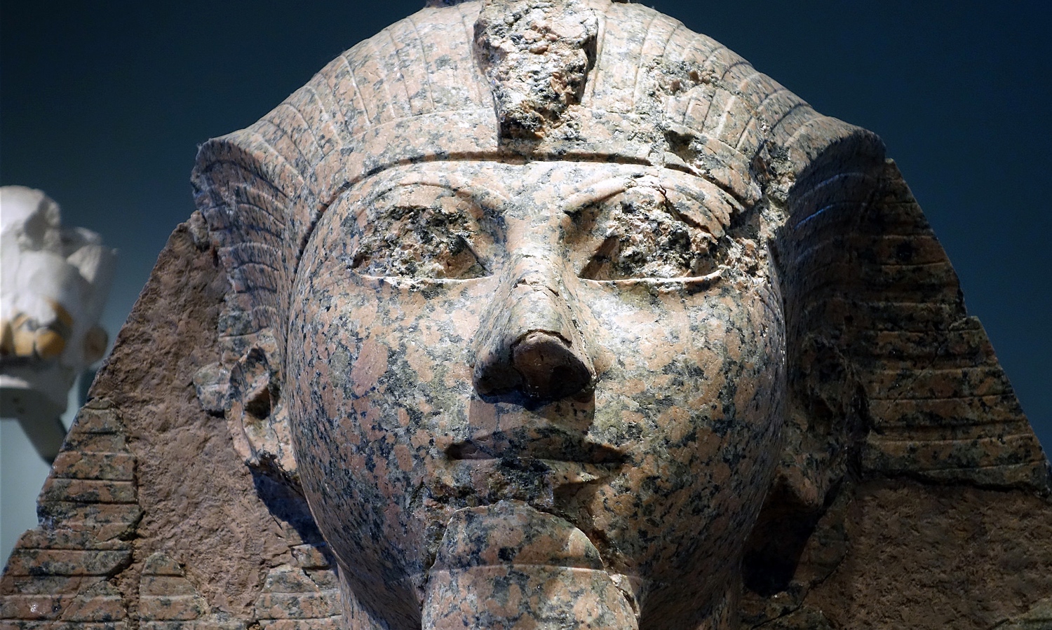 Mortuary Temple and Large Kneeling Statue of Hatshepsut, c. 1479-58 B.C.E., New Kingdom, Egypt