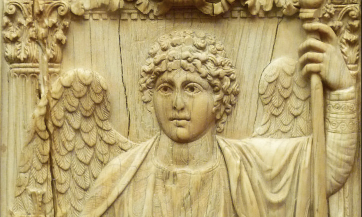 Smarthistory – Byzantine panel with archangel, ivory leaf from