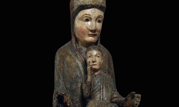 Detail, Virgin from Gósol, 2nd half of the 12th century, wood carving with polychrome and remains of varnished metal plate, 39.5 x 32 cm (Museu Nacional d’Art de Catalunya, Barcelona)