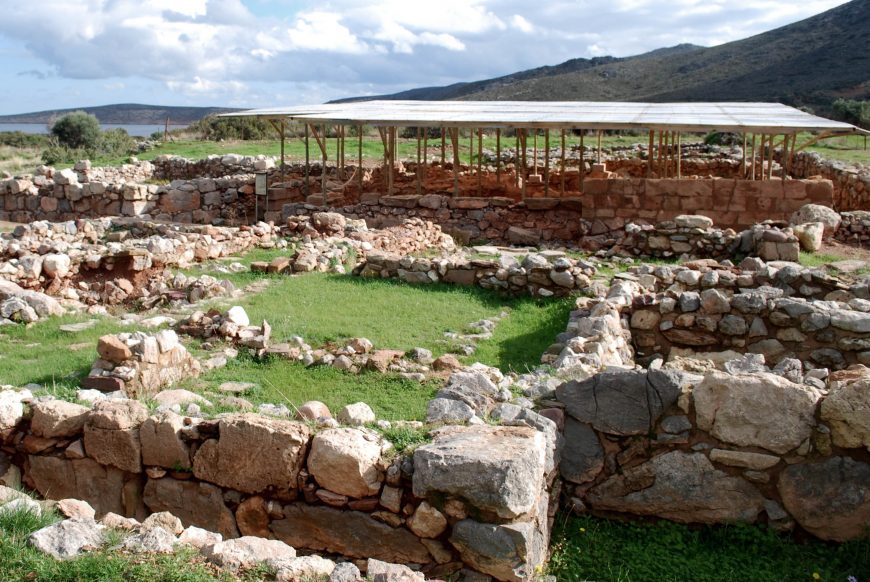 The ruins at Palaikastro (photo: Panegyrics of Granovetter, CC BY-SA 2.0)