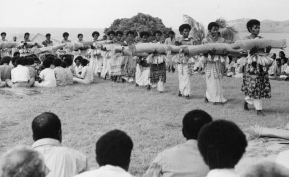 Presentation of Fijian mats and tapa cloths to Queen Elizabeth II during the 1953-54 royal tour, silver gelatin print, 16.5 x 22 cm