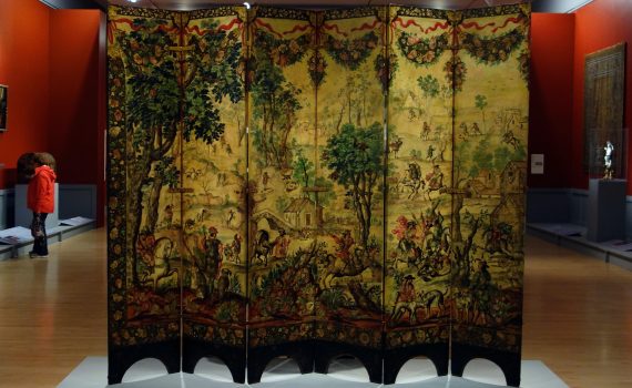 Folding Screen (biombo) with the Siege of Belgrade (front) and Hunting Scene (reverse), c. 1697-1701, Mexico, oil on wood, inlaid with mother-of-pearl, 229.9 x 275.8 cm (Brooklyn Museum)