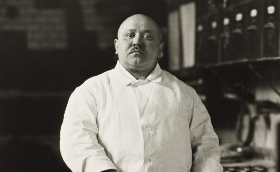 August Sander. Pastry cook, 1928 (Tate and National Galleries of Scotland)