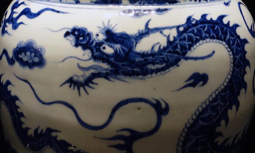 Smarthistory The David Vases, 1351 (Yuan dynasty), porcelain, cobalt