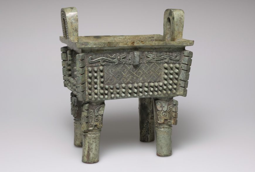 'Fangding' Ritual Food Vessel with Abstract Decor, 14th-11th century B.C.E., China, Shang dynasty, cast bronze, 21.7 x 17.1 x 15.2 cm (Harvard Art Museums)