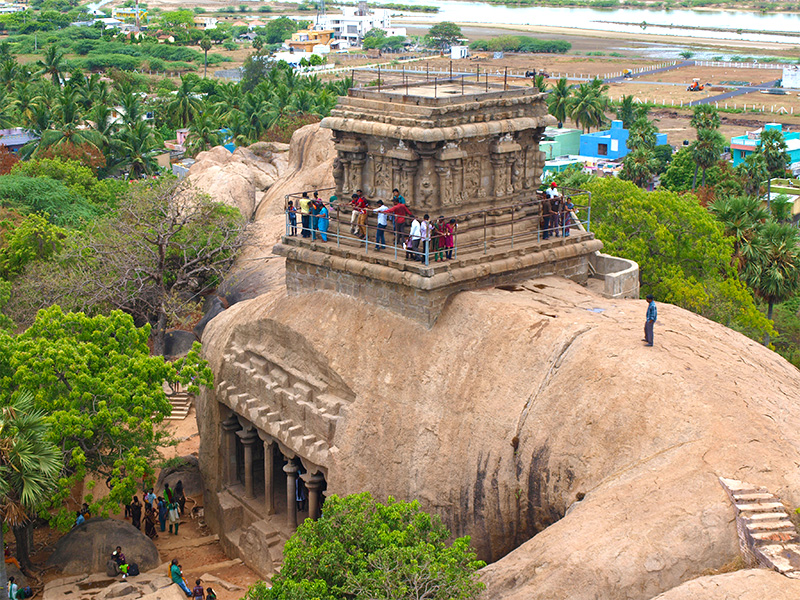 Aerial view of the Mahishasuramardini Mandapa below and the Olakkanesvara temple above, Mamallapuram, Tamil Nadu, India, c. 7th century, granite (photo: Nigel Swales, CC BY-SA 2.0)