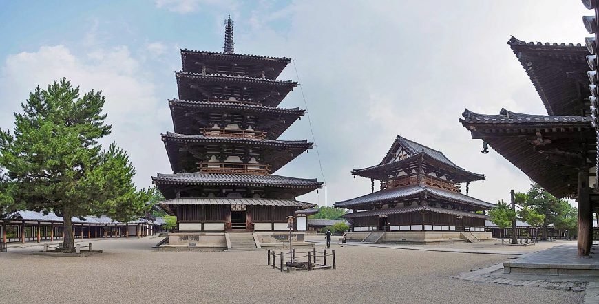5-storey pagoda and main hall, Hōryūji, Nara (image: Wikimedia Commons) 