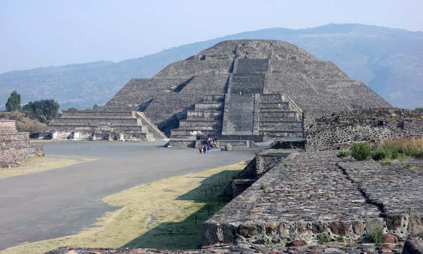 Pyramid of the Moon seen from the Avenue of the Dead with Cerro Gordo in the distance, Teotihuacan, Mexico
