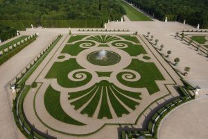 Latona parterre (fountain and lawn), designed by André Le Nôtre, 1660s, Versailles (image: Palace of Versailles)