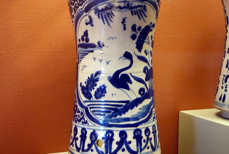 Talavera vessel, 17th century, earthenware (Franz Mayer Museum, Mexico City)