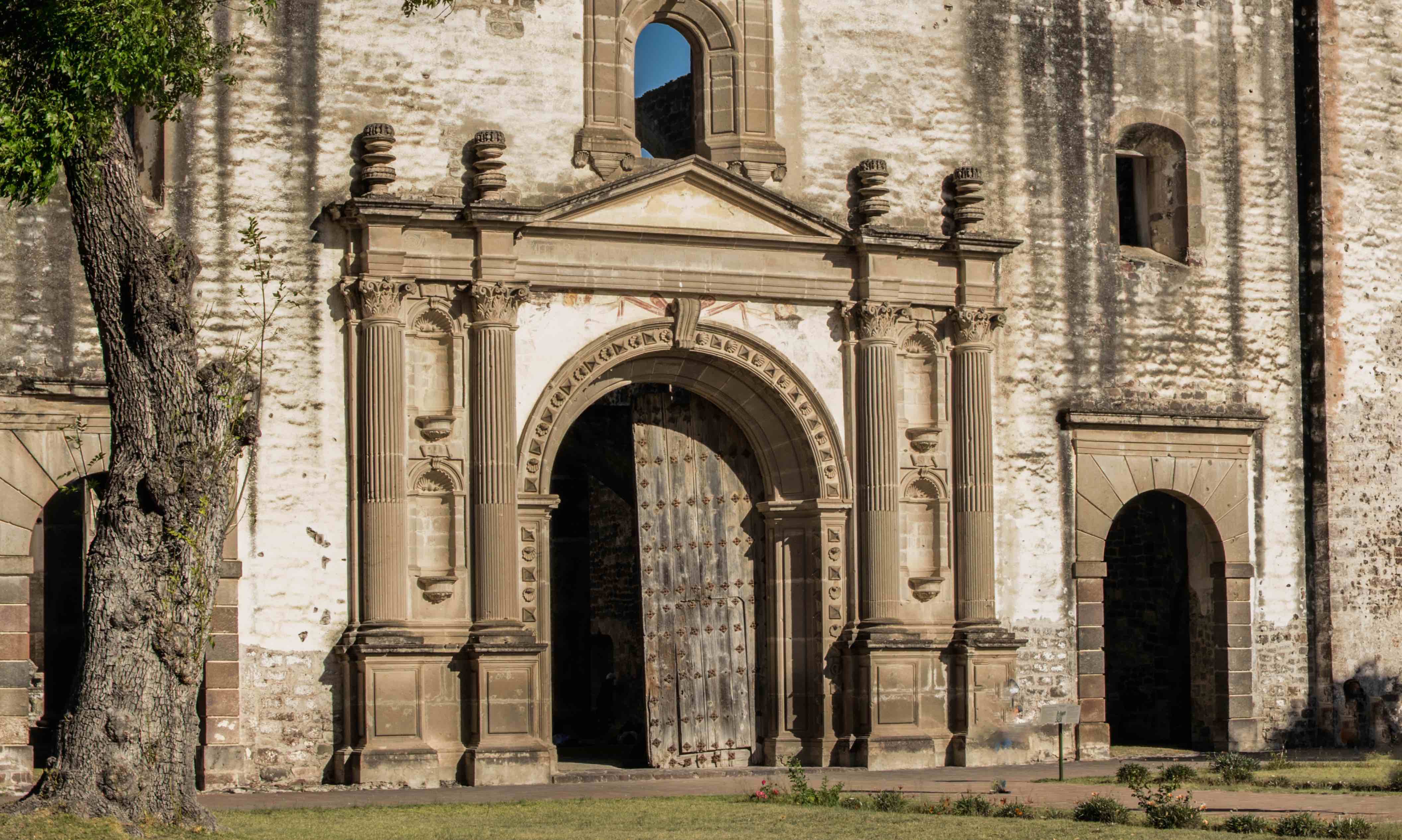 古建築の細部文様 Details of Old Architecture 古建築の細部文様 Details of Old Architecture 古建築の細部文様