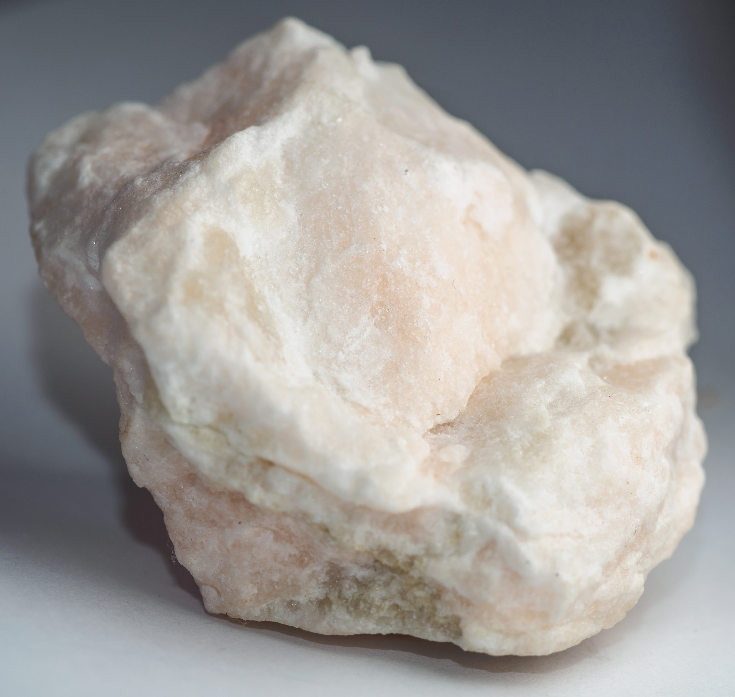 Alabaster (photo:James Petts, CC BY-SA 2.0)