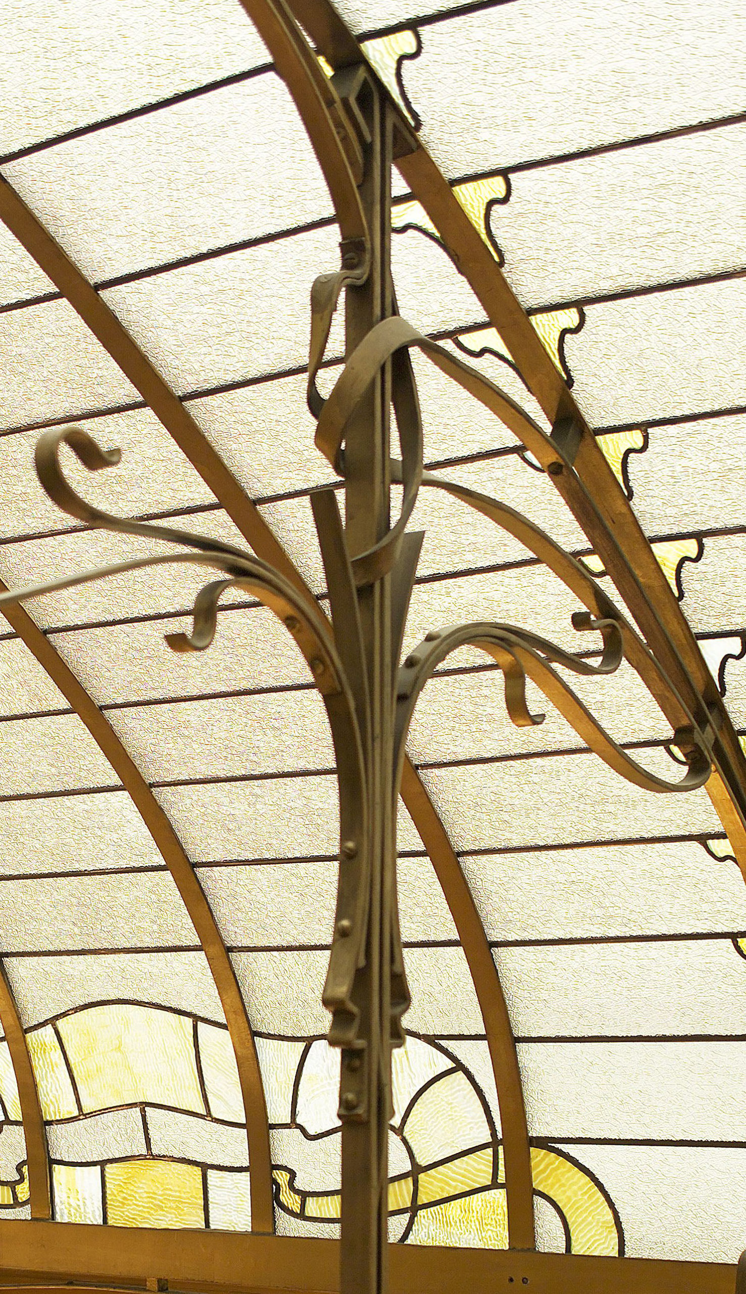 Victor Horta, Horta House, detail of column (photo: public domain)