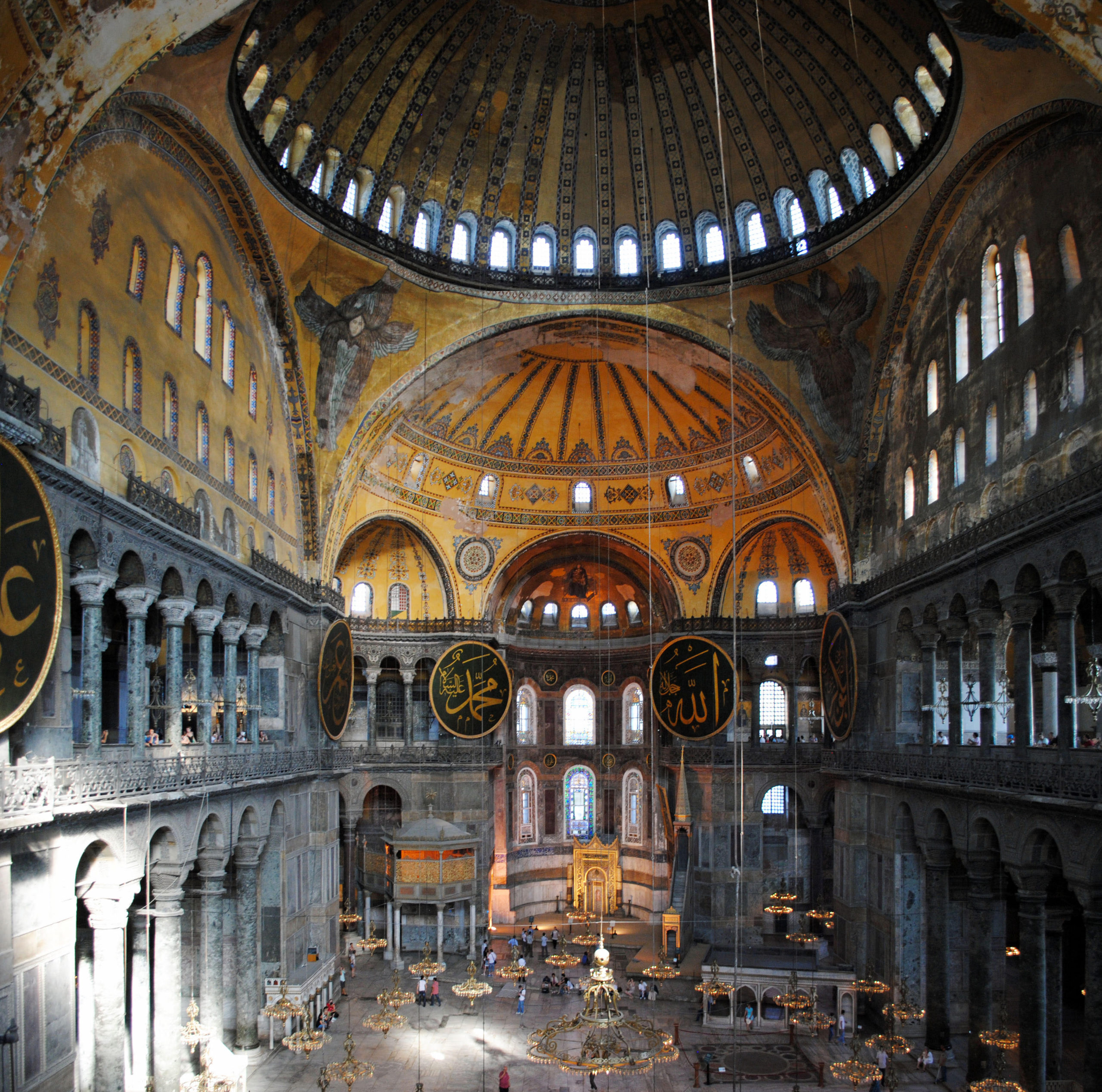 Isidore of Miletus & Anthemius of Tralles for Emperor Justinian, Hagia Sophia, Constantinople (Istanbul), 532-37 (photo: © Robert G. Ousterhout)