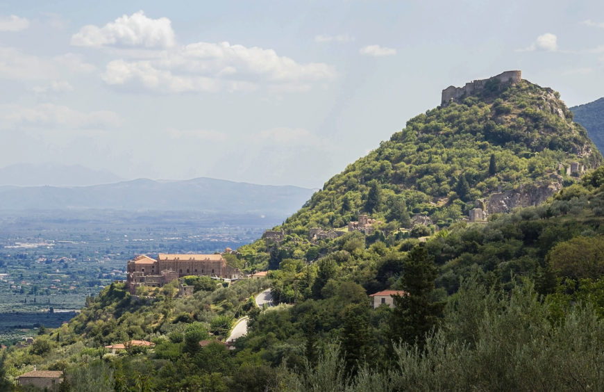 Mystras with reconstructed Palace of the Despots (left) and Frankish castle (right) (photo: Guillén Pérez, CC BY-ND 2.0)