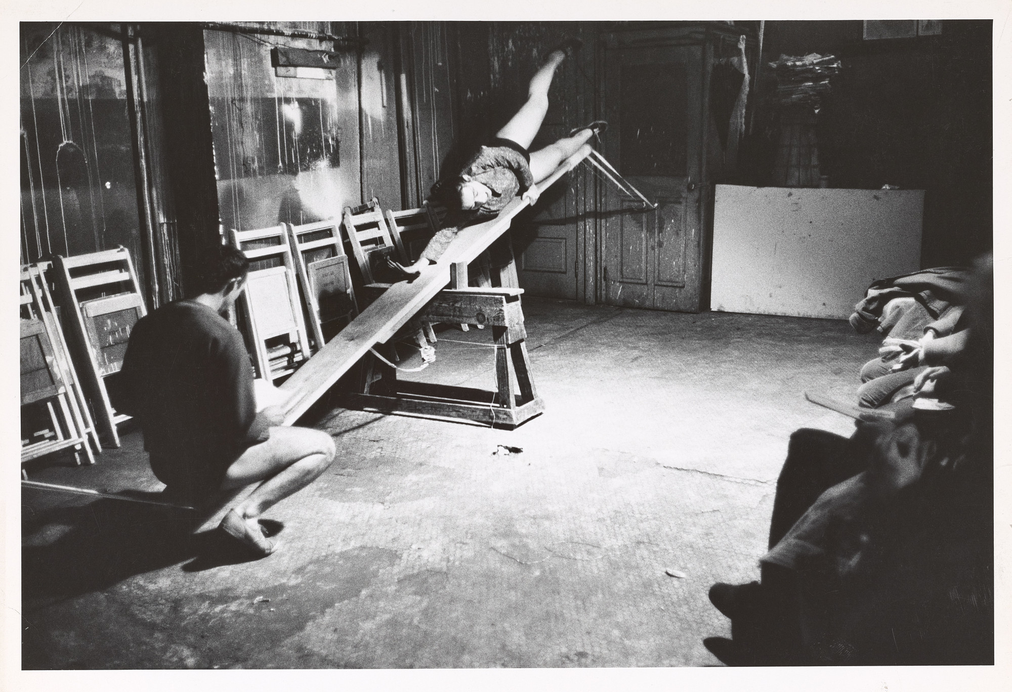 Yvonne Rainer and Robert Morris in See Saw, 1960 (phtoto: © Robert R. McElroy, Getty Research Institute)