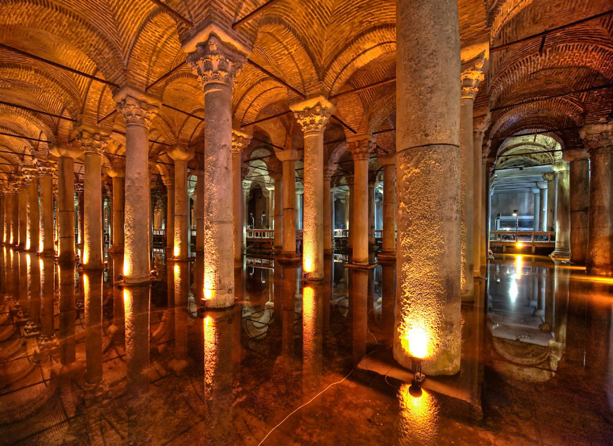 Basilica Cistern, 6th century, Constantinople (Istanbul) (photo: Clint, CC BY-NC-ND 2.0)