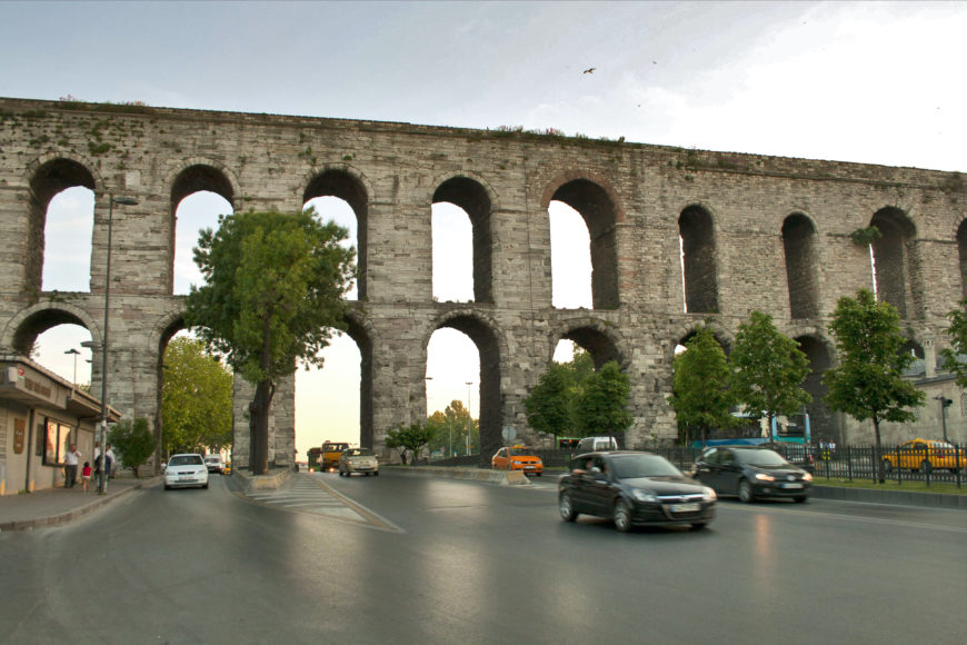 Aqueduct of Valens, 4th century, supplied water to Constantinople (photo: Laima Gūtmane CC BY-SA 3.0)