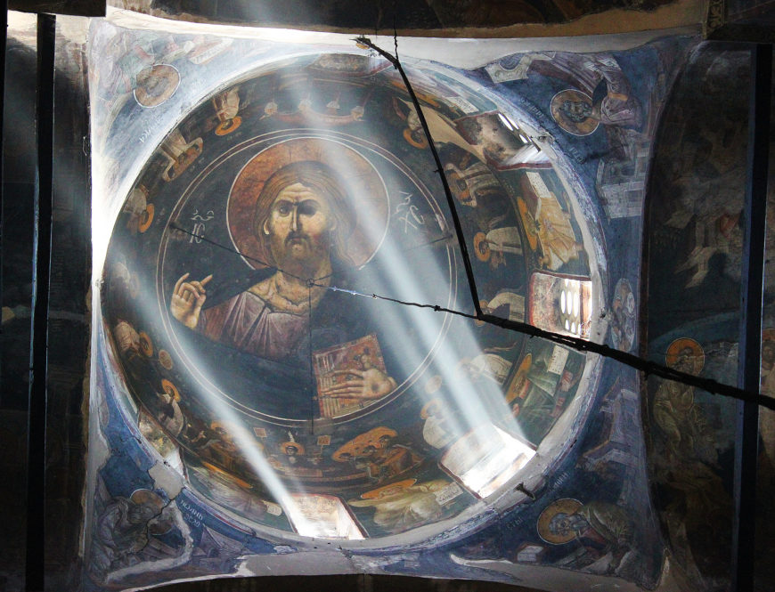 Inside Gračanica Monastery (photo: <a class="nolightbox" href="https://commons.wikimedia.org/wiki/File:Gracanica_Fresco_2.JPG" target="_blank" rel="noopener">Julian Nyča</a>, CC BY-SA 3.0)
