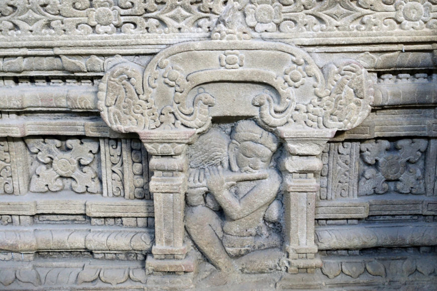 Musician on the side of altar-pedestal (detail), 7th century, Mỹ Sơn E1, Vietnam