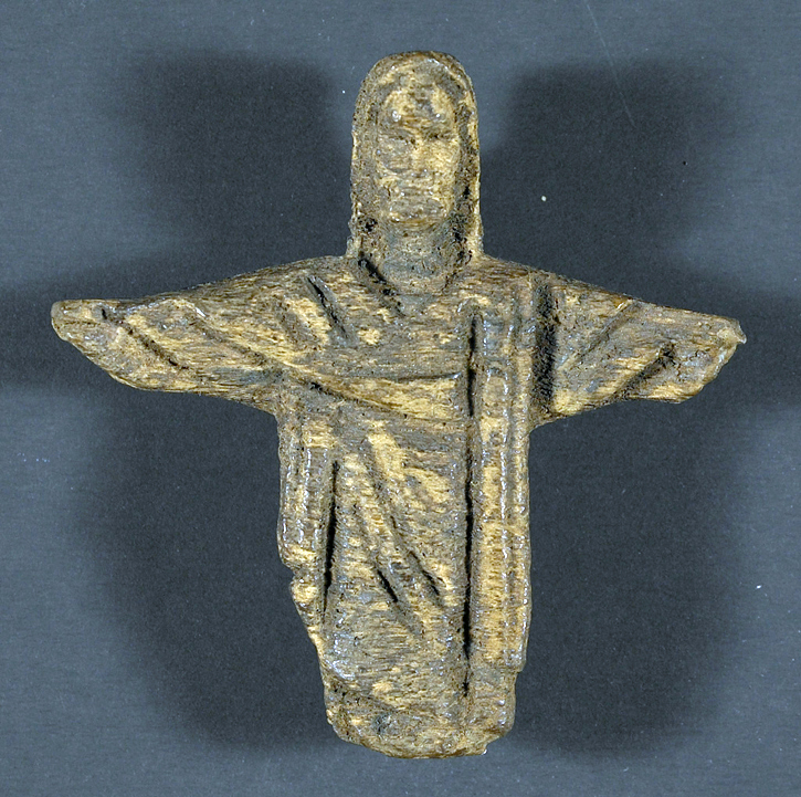 Artista taíno, Figura Fragmento de Cristo, siglo XVI, lignum vitae tallado, encontrado en la cueva de San Rafael, Santo Domingo, República Dominicana (Colección Jay I. Kislak, División de Libros Raros y Colecciones Especiales, Biblioteca del Congreso; foto ©Justin Kerr, Kerr Associates)