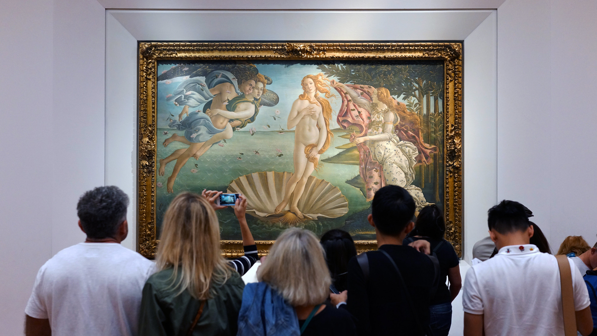 Sandro Botticelli, The Birth of Venus, 1483-85, tempera on panel, 68 x 109 5/8″ (172.5 x 278.5 cm) (Galeria degli Uffizi, Florence)