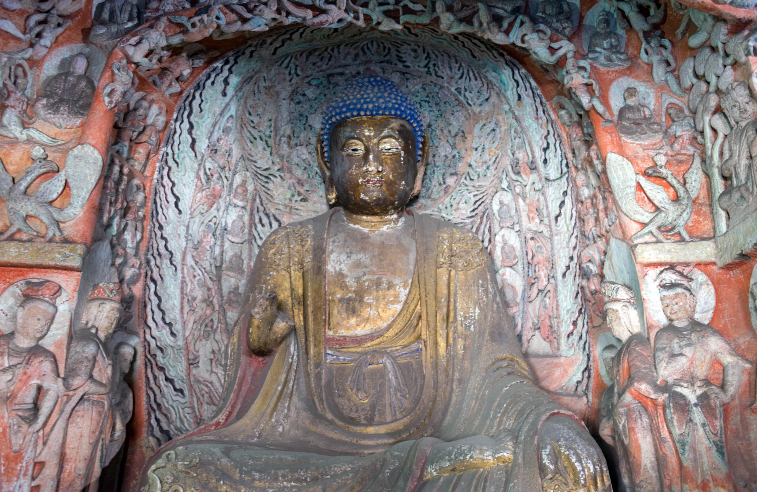 Buddha in Cave 6 Yungang, Datong, China (photo: xiquinhosilva, CC BY 2.0)