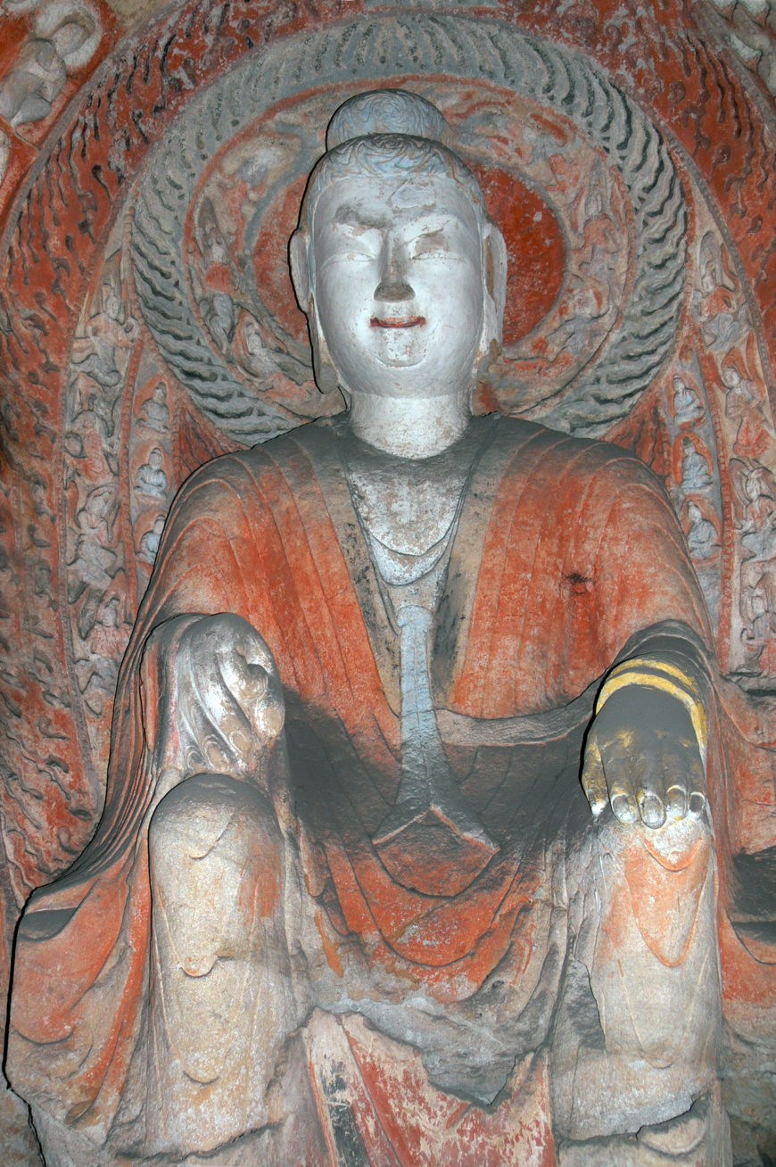 Buddha, Cave 6, Yungang, China (photo: Gisling, CC BY-SA 3.0)