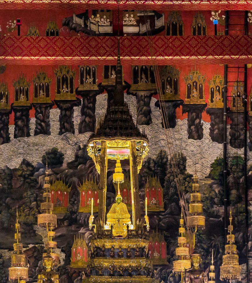 Emerald Buddha, Thailand (photo: Ninara, CC BY 2.0)