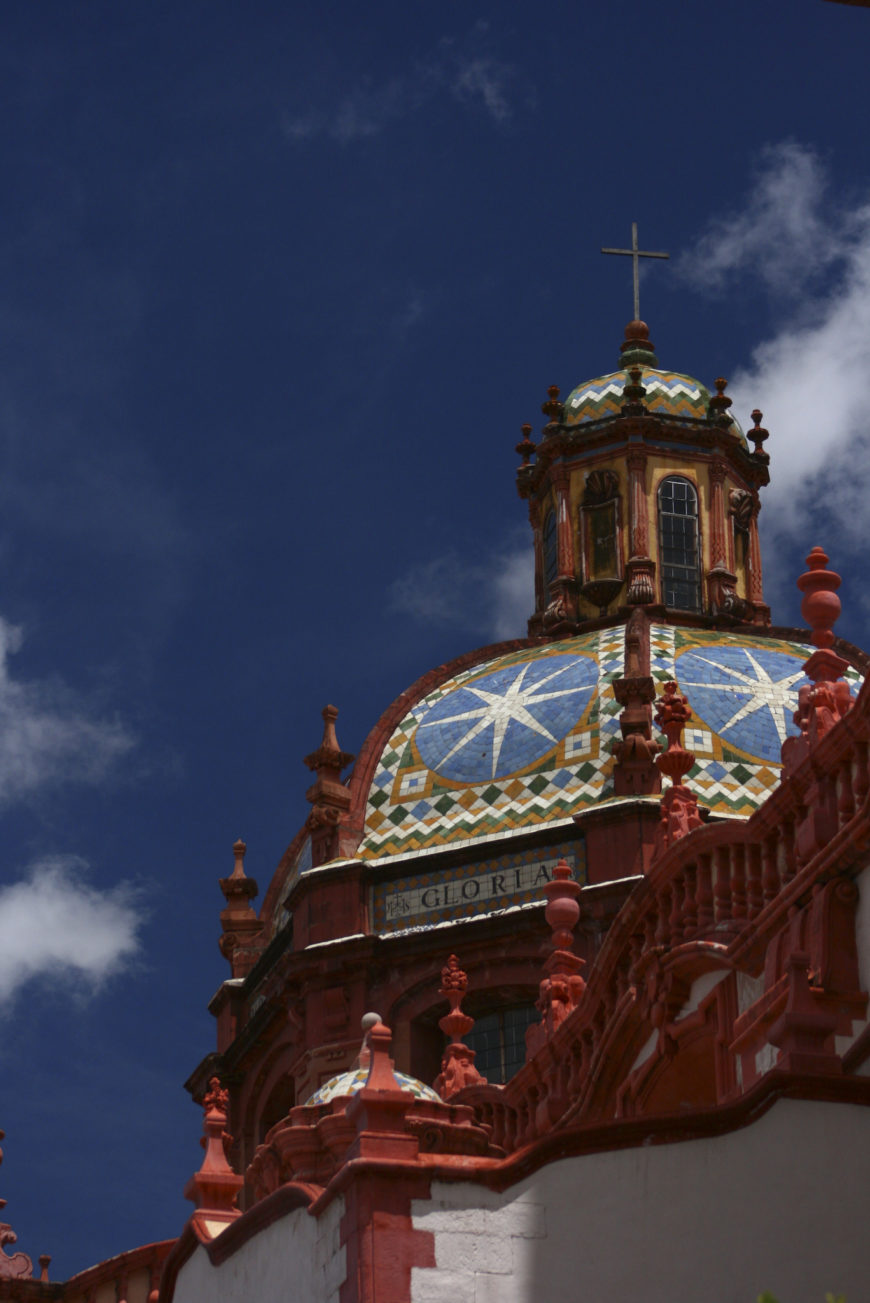 Dome of the church of Santa Prisca y San Sebastián, Taxco, Guerrero, Mexico (photo: júbilo haku, CC BY-NC-ND 2.0)