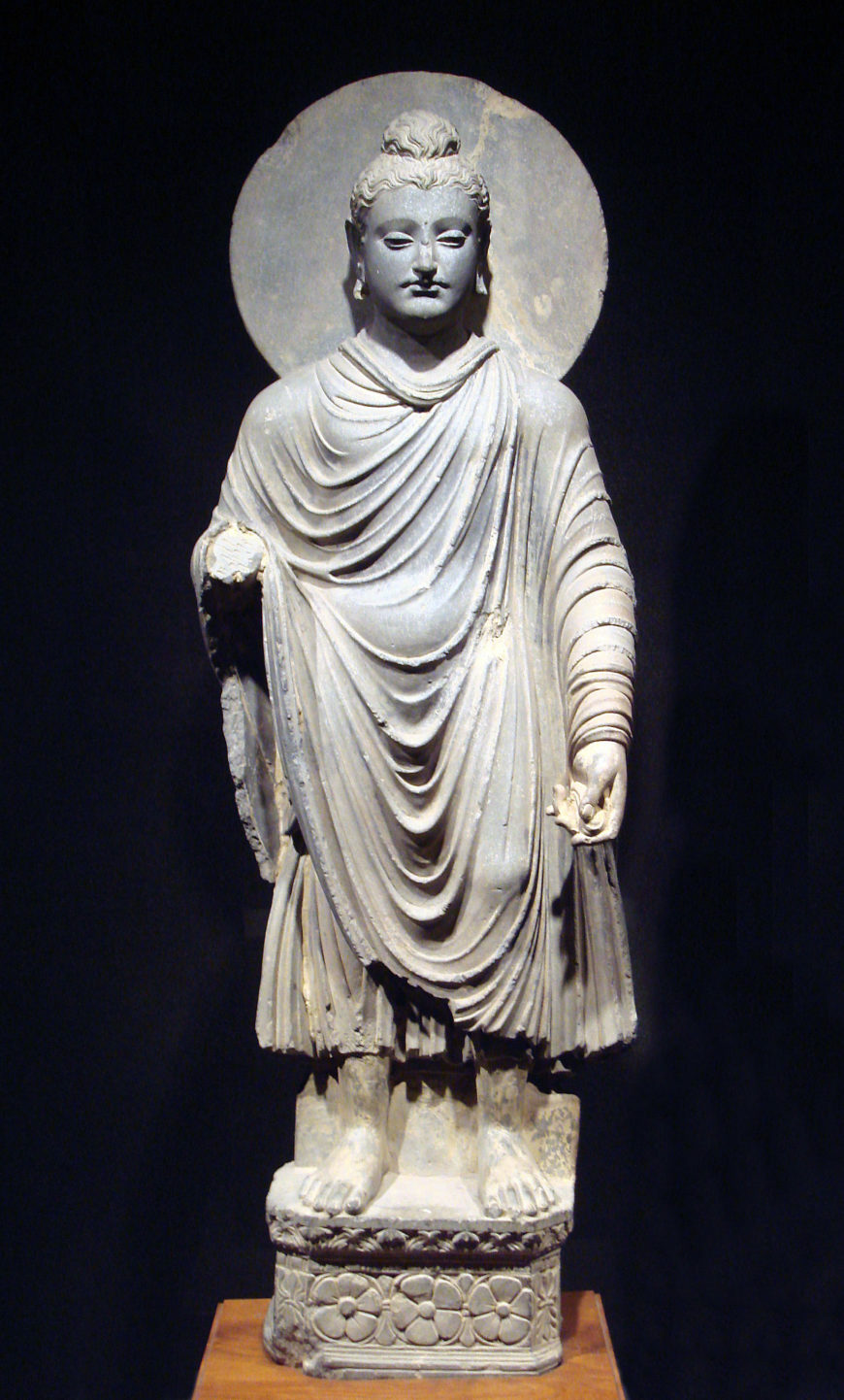 Buddha from Gandhara, c. 2nd–3rd century C.E., Gandhara, schist (Tokyo National Museum, photo: public domain)