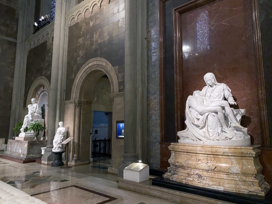 Carrara marble replicas by Andreini Studio, (right to left) Michelangelo’s Pietà, Madonna of Bruges, and Medici Madonna, 1930, Forest Lawn Memorial Park, Glendale, California (photo: James Fishburne).