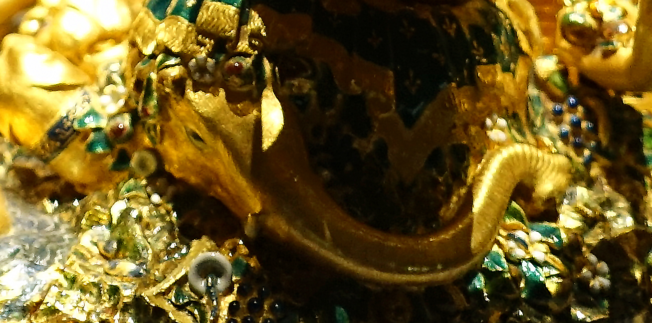 Elephant (detail), Benvenuto Cellini, Salt cellar, 1540-43, gold, enamel, ebony, and ivory, 28.5 x 21.5 x 26.3 cm (Kunsthistorisches Museum, Vienna)