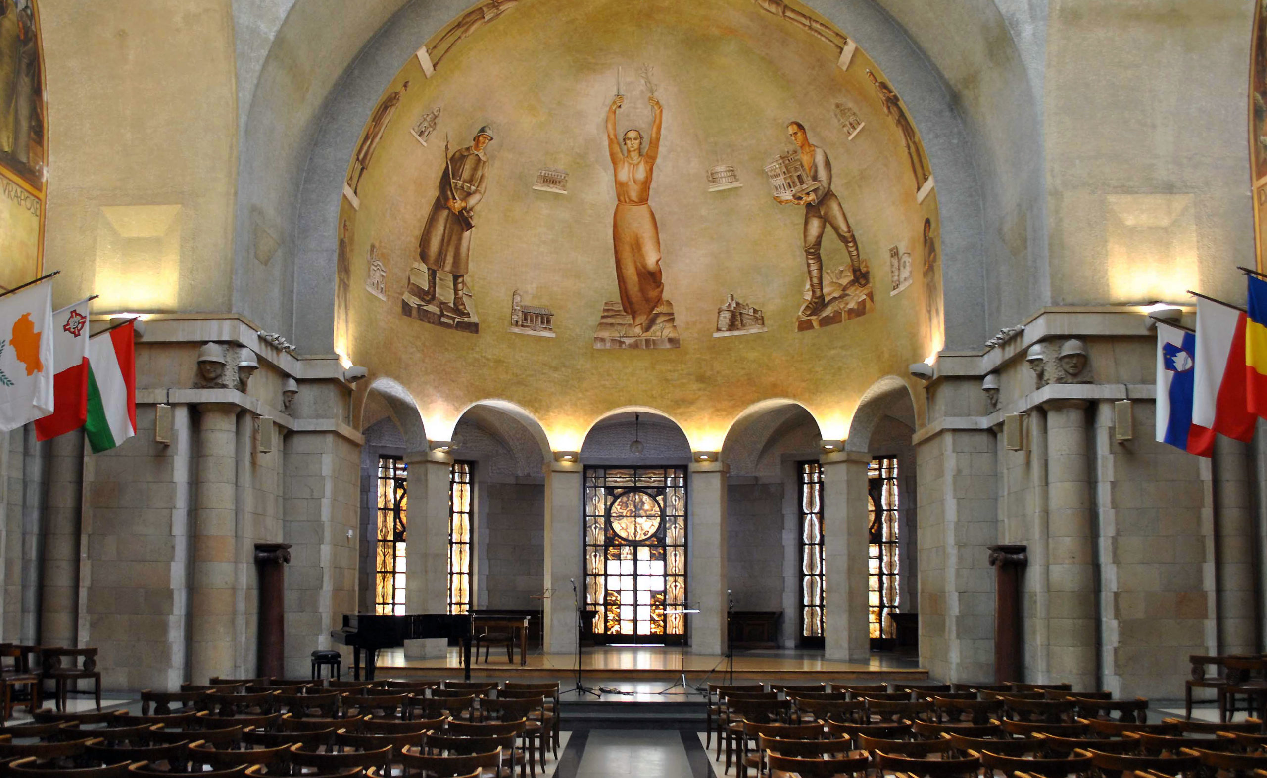 Antonio Giuseppe Santagata, The Offer of the Casa Madre to Victory, 1932, fresco (Assembly Hall, Casa Madre Dell'Associazione Nazionale dei Mutilati e Invalidi di Guerra)